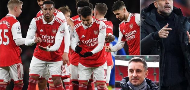 مستشهدًا بموسم 2012.. جاري نيفيل يوجه نصيحة لـ آرسنال بشأن المنافسة مع مانشستر سيتي